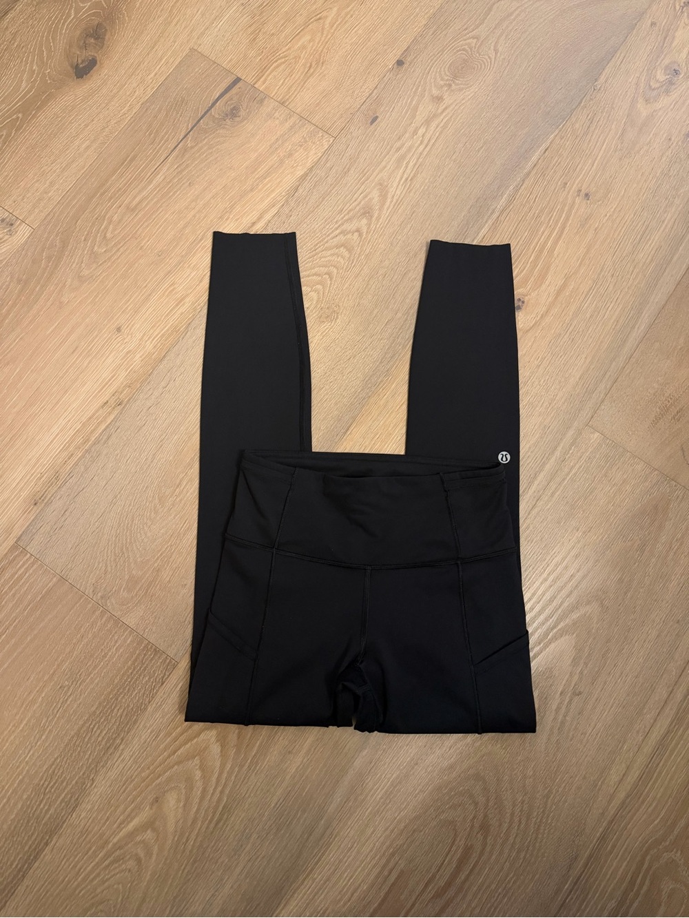 Lululemon Fast and Free High-Waist Black Performance Leggings - Picture 5 of 9